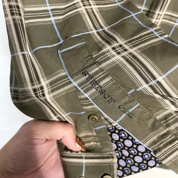 Stetson Men's Plaid Button-Up Shirt Contrasting Cuff and Collar Trim - Size L - Picture 5 of 10